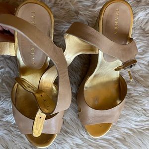 Ivanka Trump wedges 4”